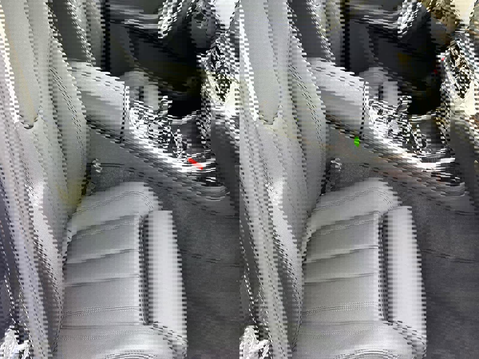 Used 2021 BMW X7 xDrive40i w/ Cold Weather Package image 16