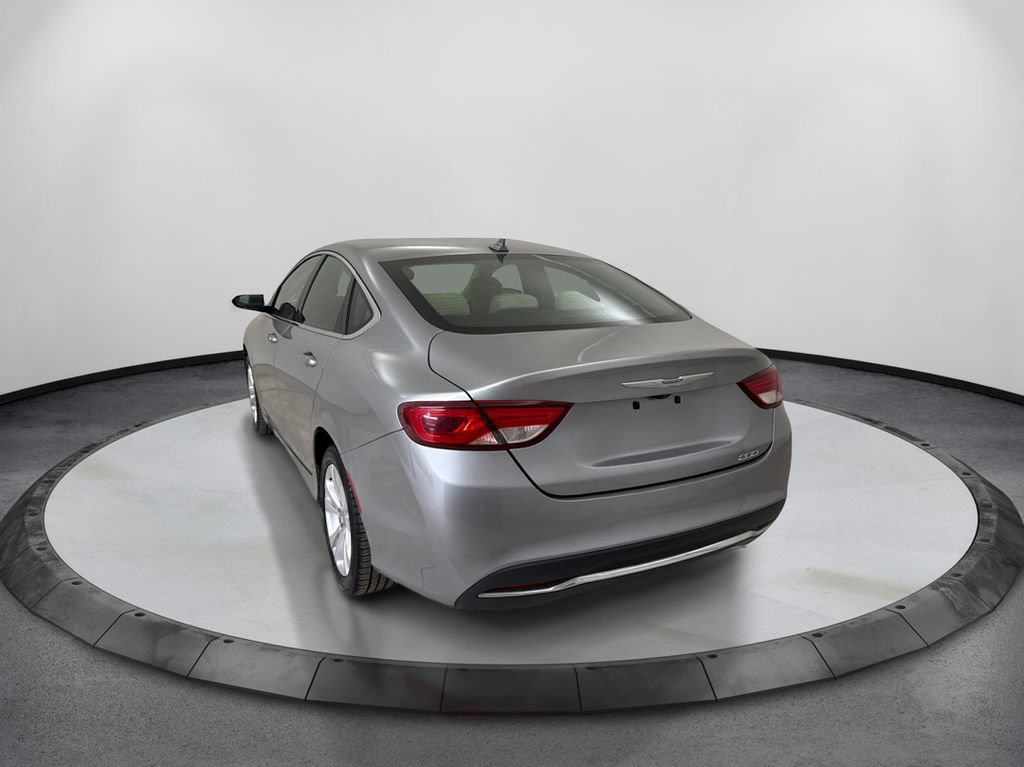 Used 2017 Chrysler 200 Limited Platinum FWD image 7