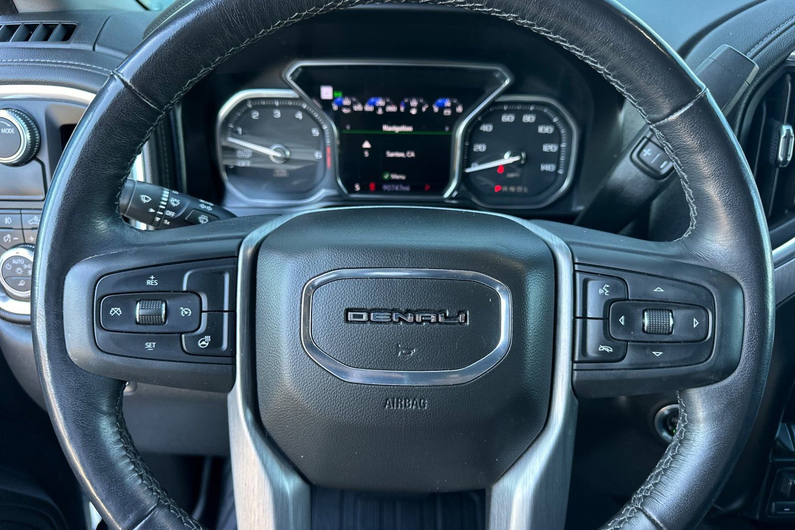 Used 2020 GMC Sierra 1500 Denali RWD image 31