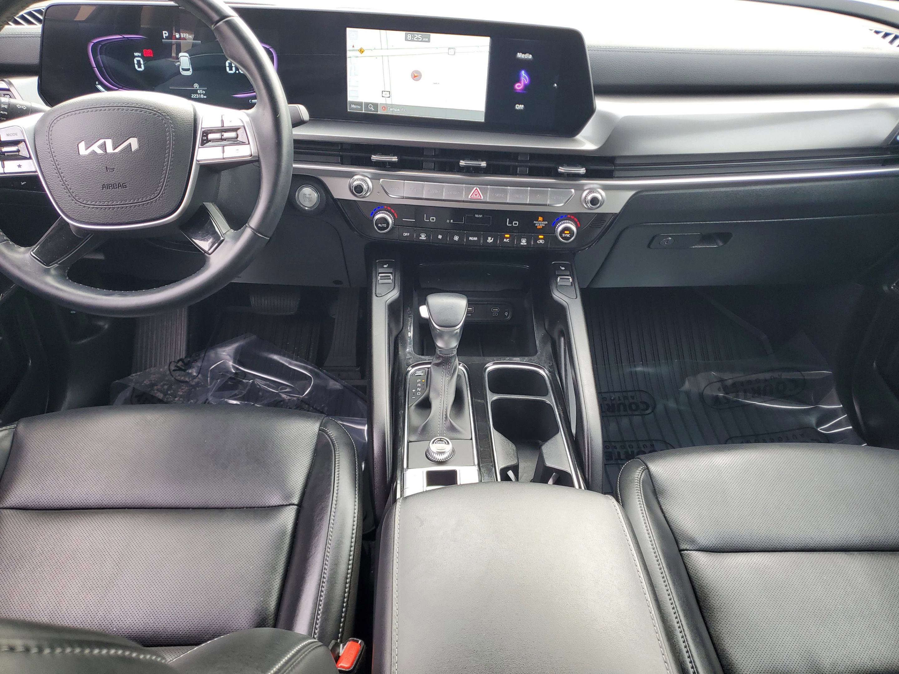 Certified 2025 Kia Telluride S image 11