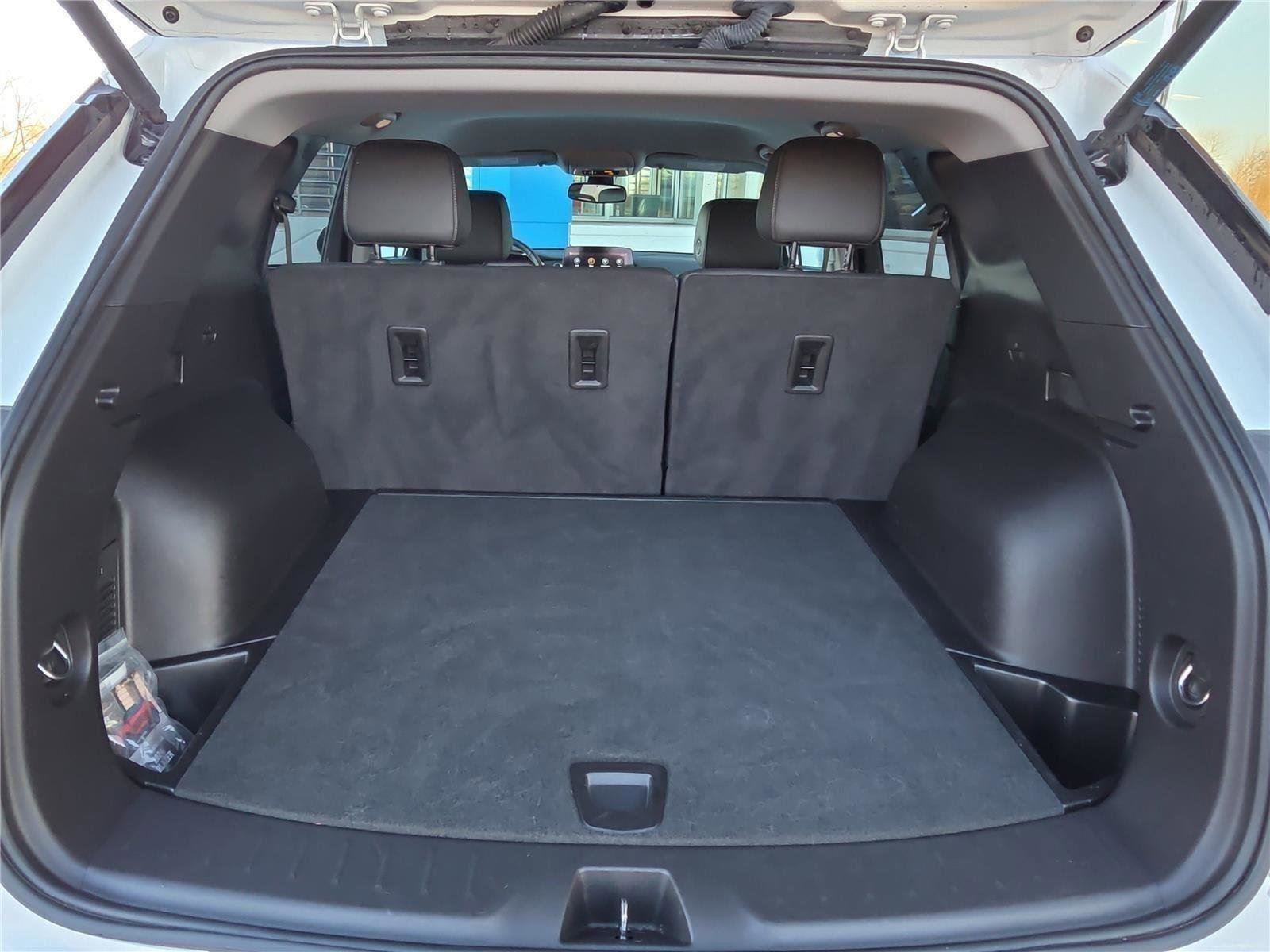 Used 2024 Chevrolet Blazer LT FWD image 34