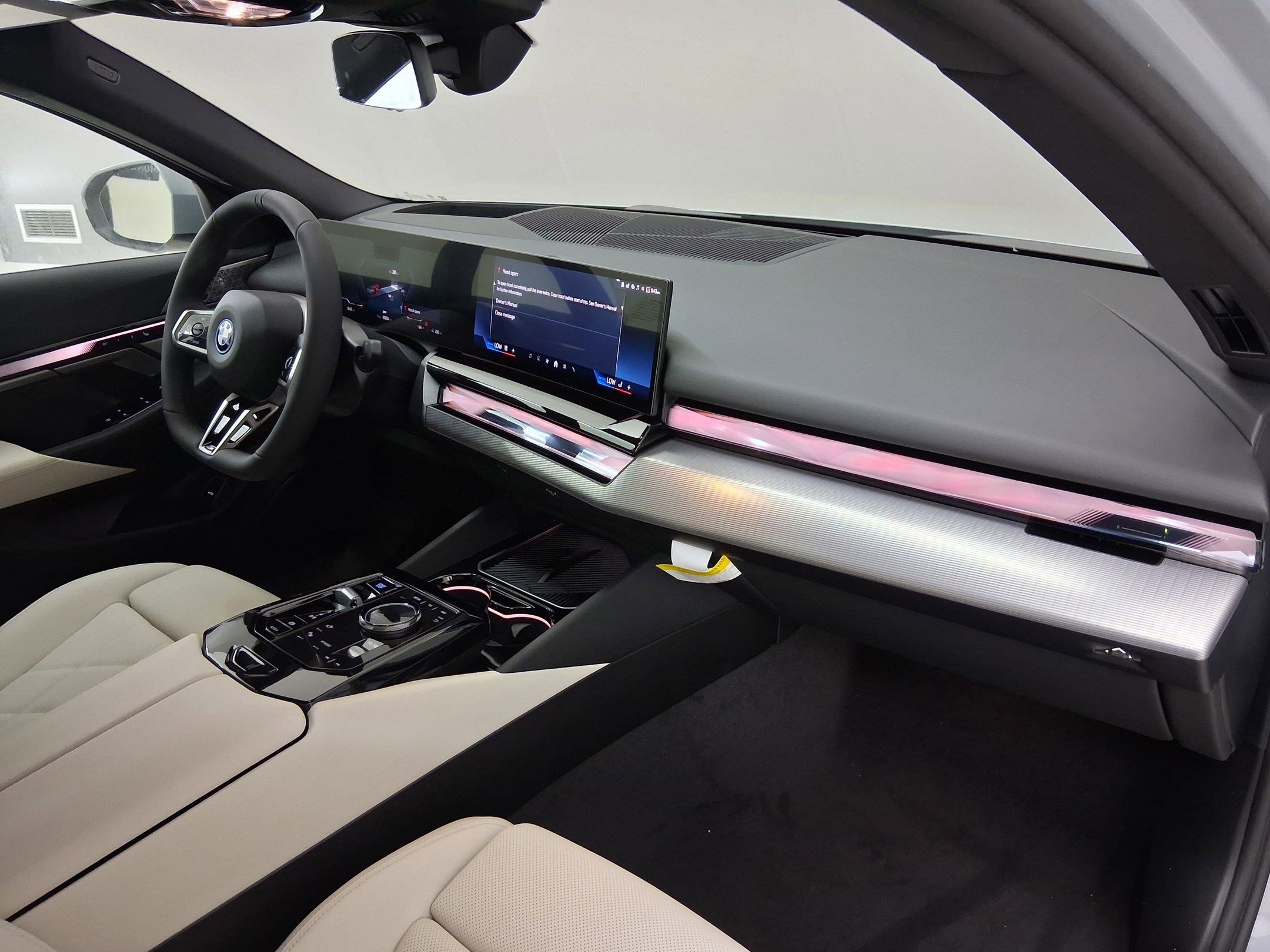 New 2026 BMW i5 eDrive40 w/ M Sport Package RWD image 30