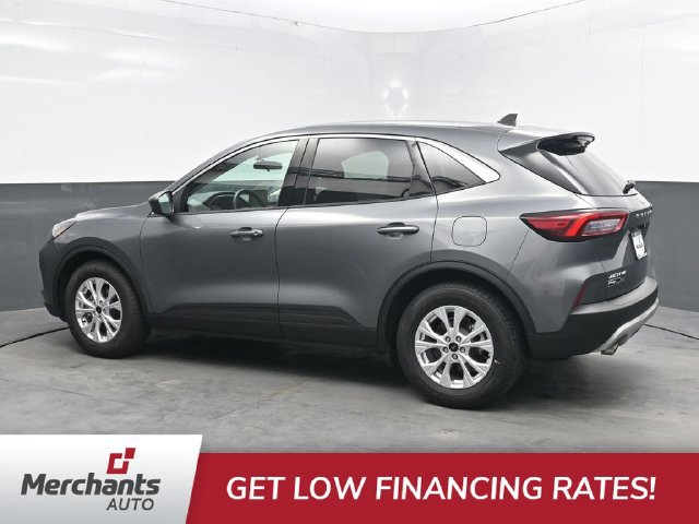 Used 2023 Ford Escape Active FWD image 4