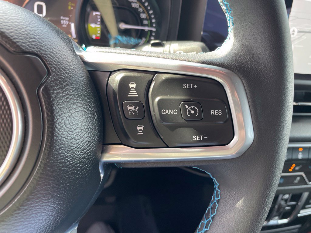 Used 2024 Jeep Wrangler High Altitude AWD/4WD image 27