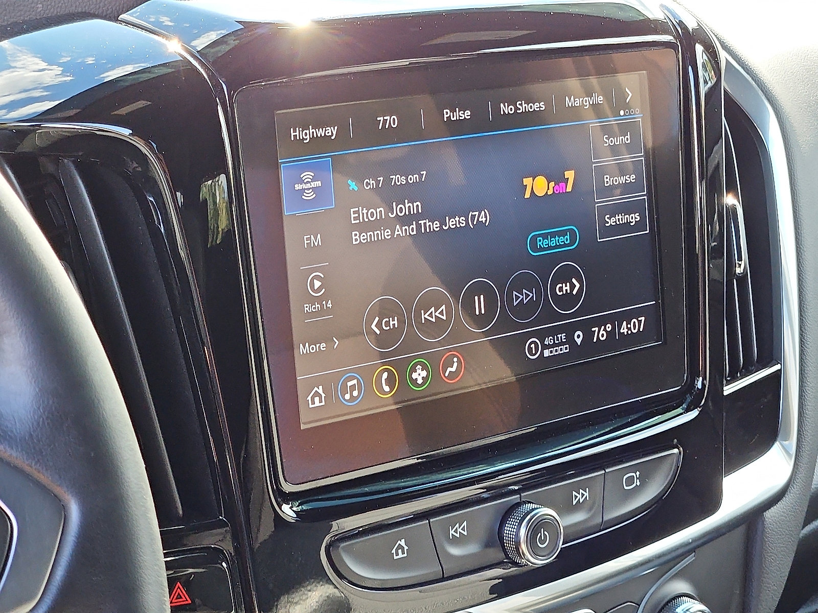 Certified 2023 Chevrolet Traverse LT image 16