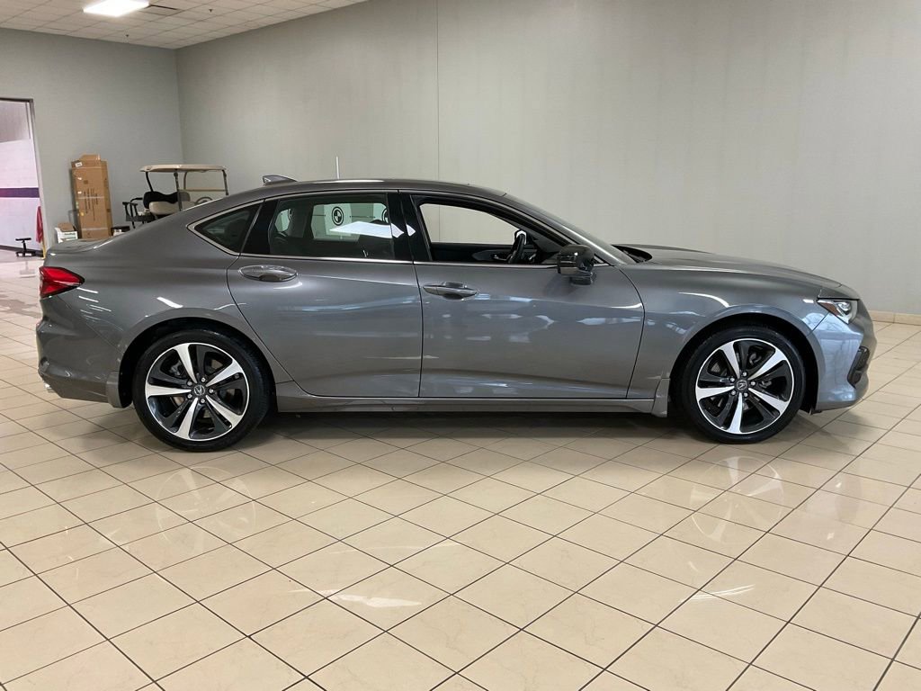Certified 2025 Acura TLX w/ Technology Package image 7