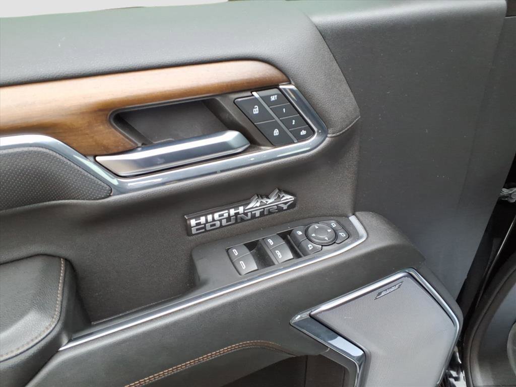 Certified 2024 Chevrolet Silverado 1500 High Country w/ High Country Premium Package image 19