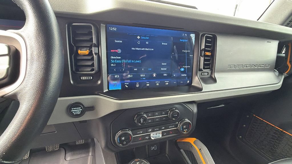 Used 2021 Ford Bronco Badlands image 25