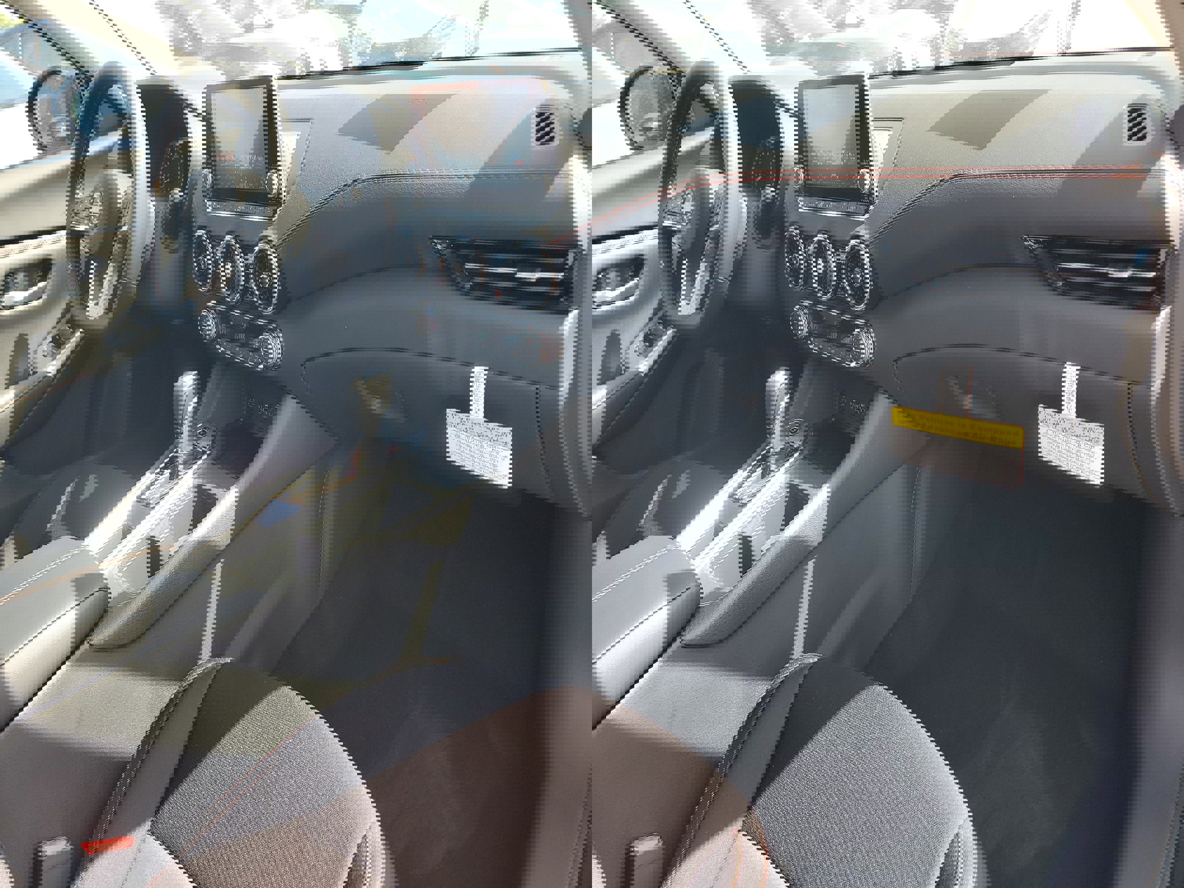 New 2025 Nissan Sentra SR w/ Midnight Edition image 11