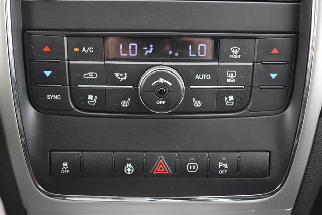 Used 2012 Jeep Grand Cherokee SRT8 w/ Luxury Group II AWD/4WD image 30