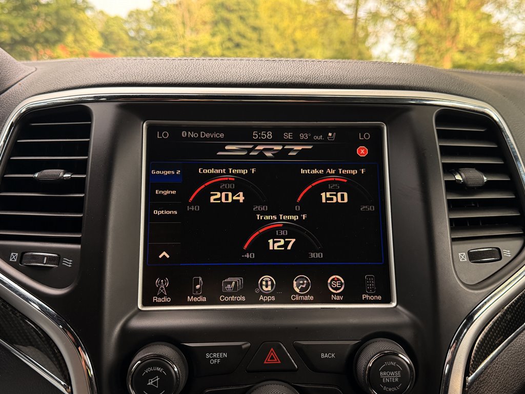 Used 2015 Jeep Grand Cherokee SRT AWD/4WD image 27