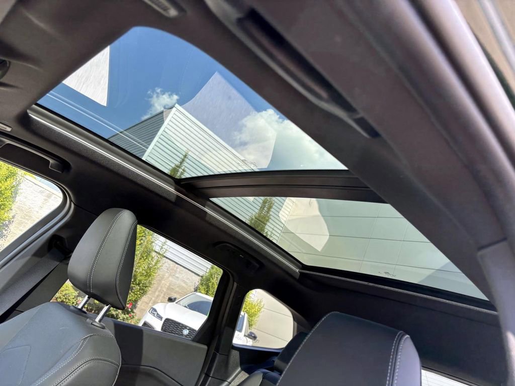 Certified 2025 BMW X1 xDrive28i image 27