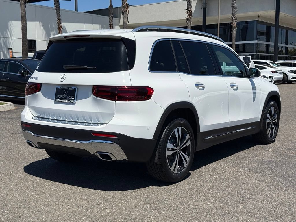 New 2026 Mercedes-Benz GLB 250 image 9