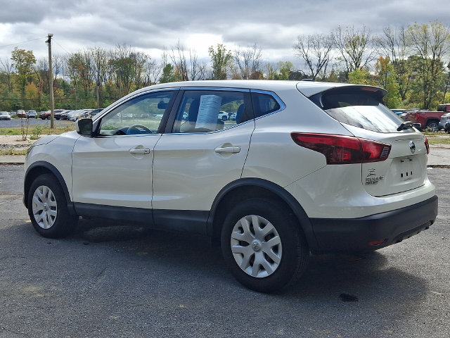 Used 2017 Nissan Rogue Sport S AWD/4WD image 5