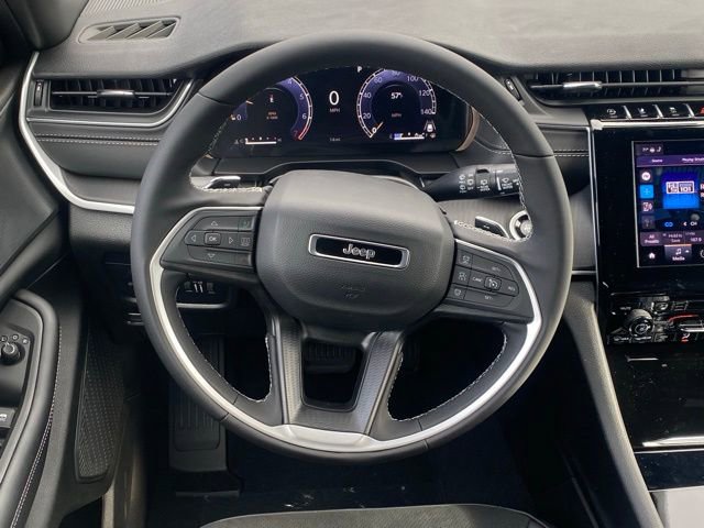 New 2025 Jeep Grand Cherokee L Altitude image 38