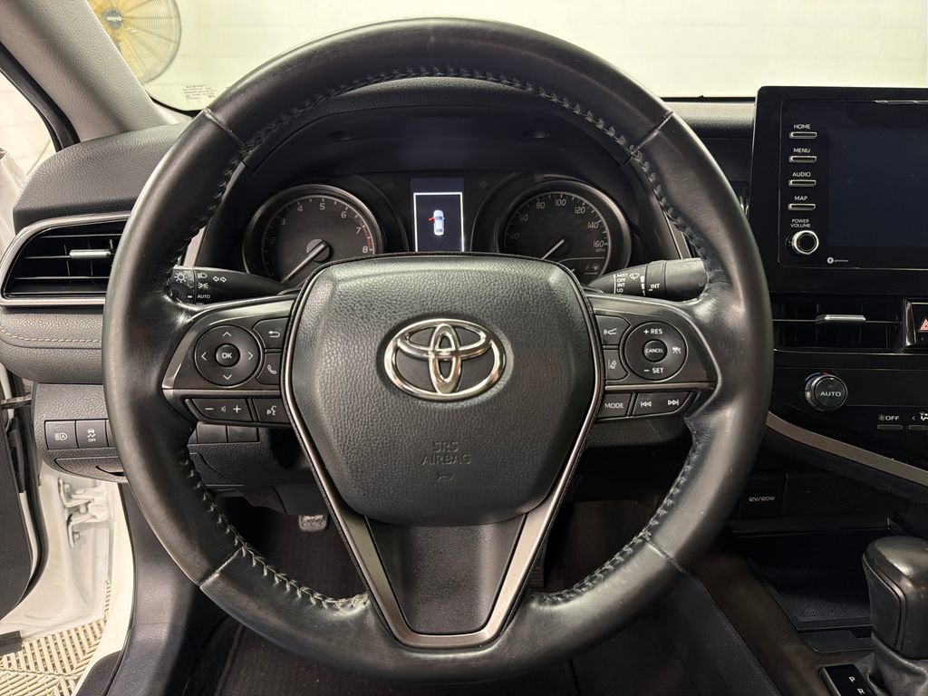 Used 2021 Toyota Camry SE FWD image 18