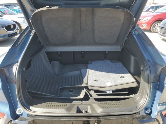 Used 2025 Buick Envista Sport Touring w/ Experience Buick Package image 36