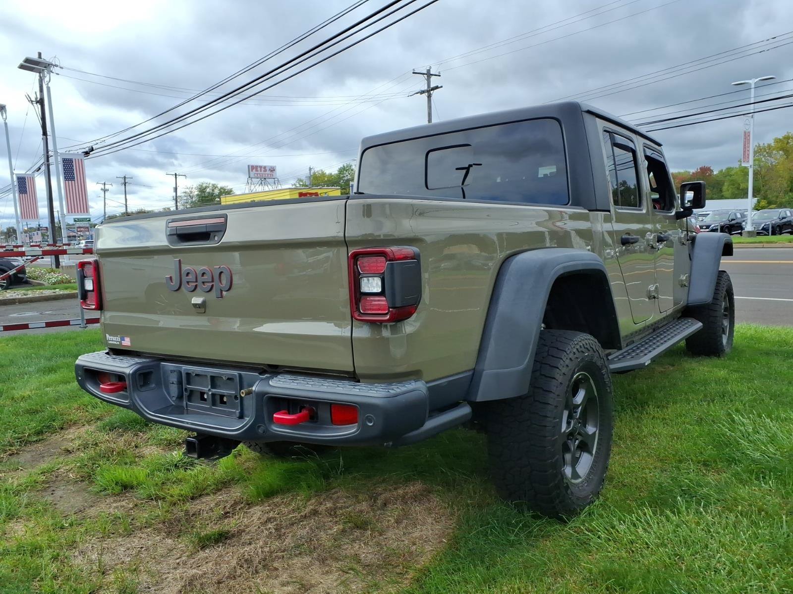 Used 2020 Jeep Gladiator Rubicon AWD/4WD image 3
