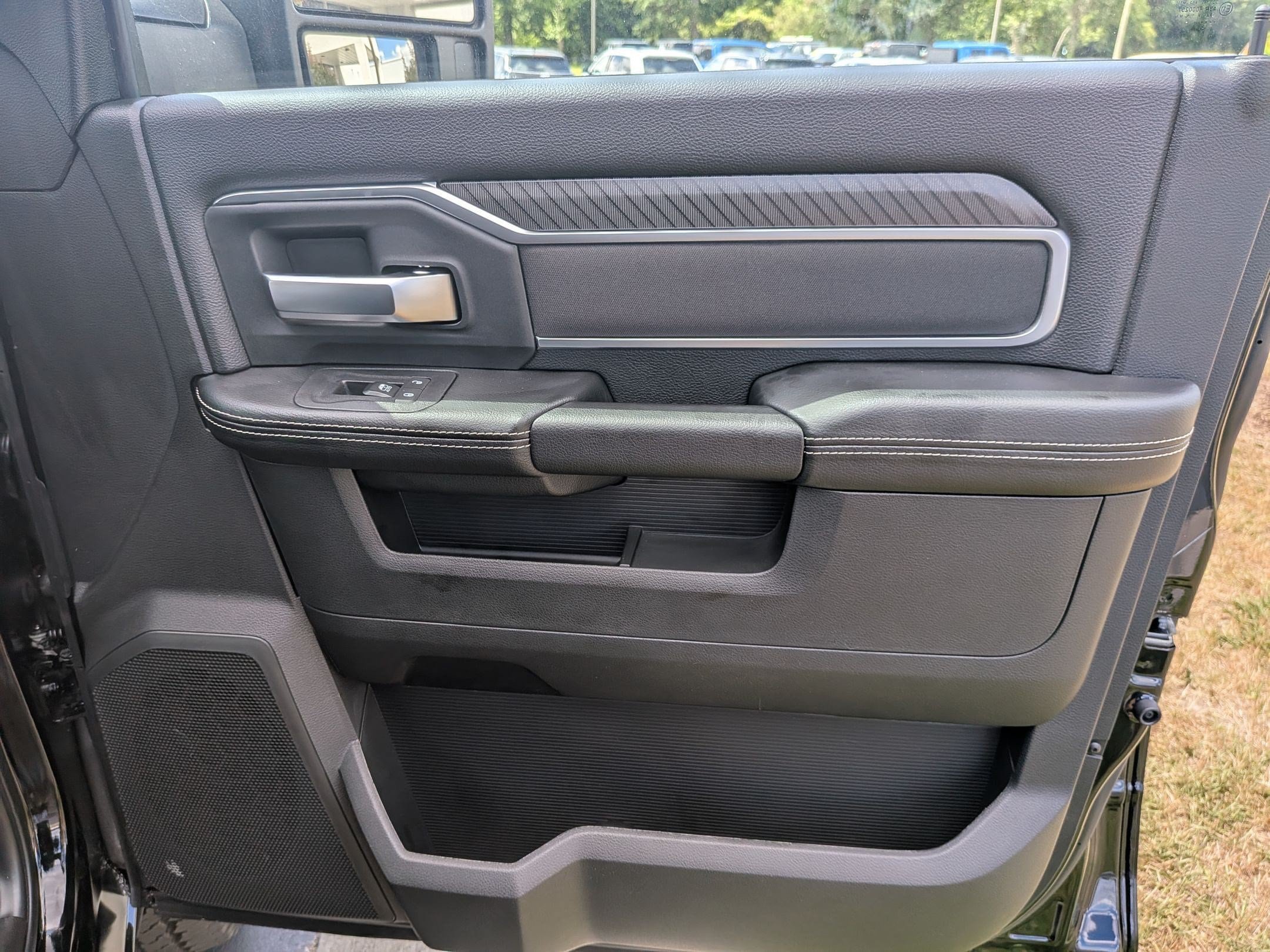 New 2026 RAM 2500 Big Horn AWD/4WD image 22