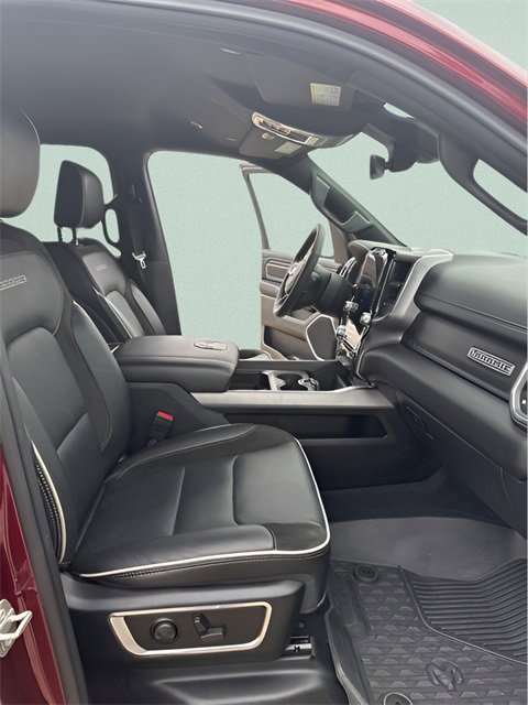 Used 2025 RAM 1500 Laramie w/ Sport Appearance Package image 29