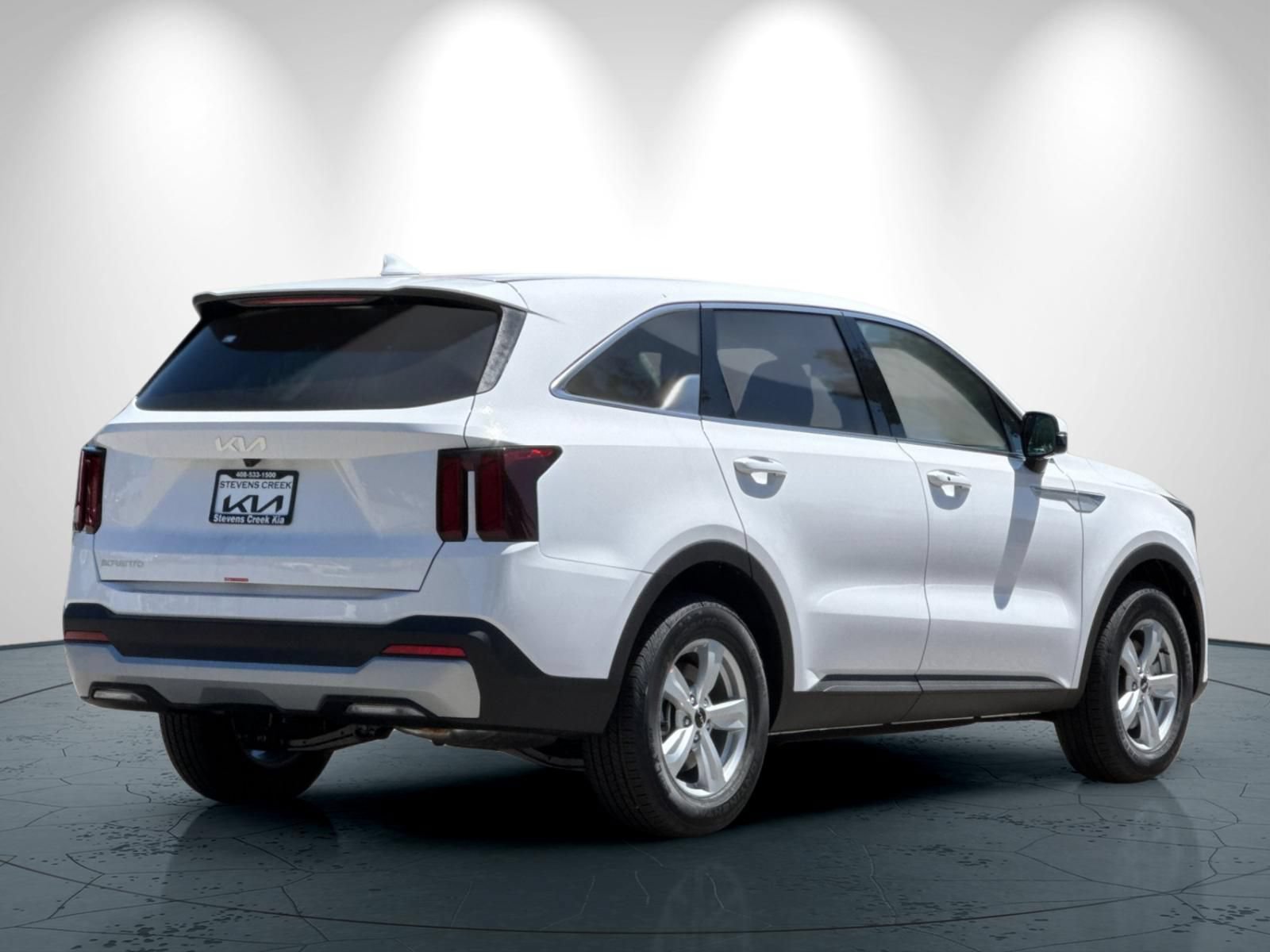 New 2026 Kia Sorento LX FWD image 4