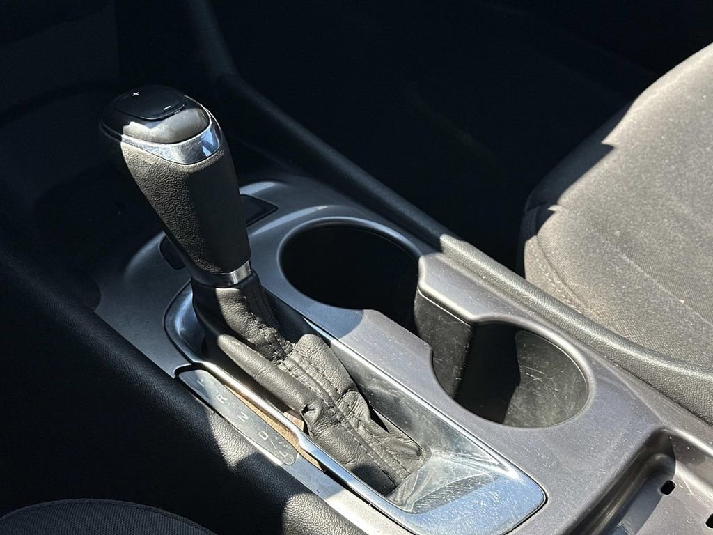 Used 2019 Chevrolet Malibu LS image 32