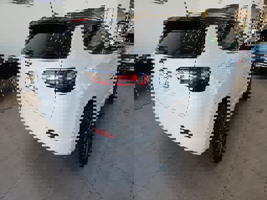 Used 2024 Jeep Compass Limited w/ High Altitude Package image 3