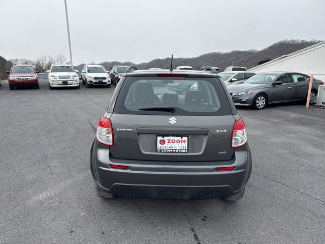 Used 2012 Suzuki SX4 AWD Hatchback image 7
