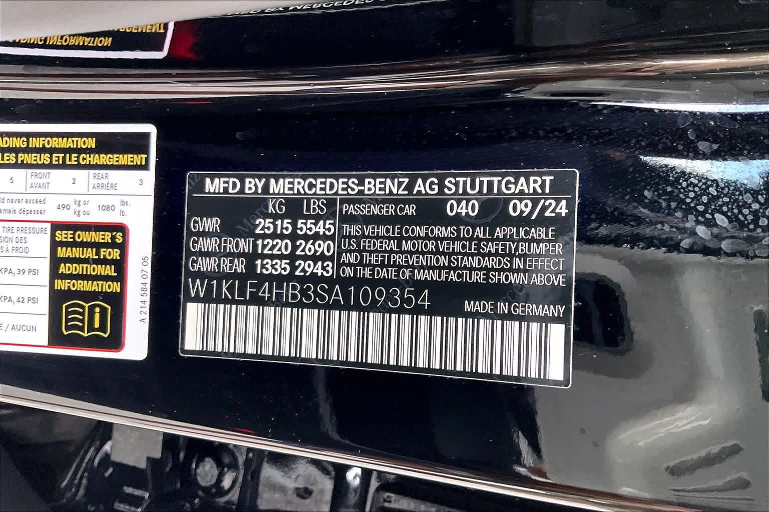 Used 2025 Mercedes-Benz E 350 4MATIC Sedan image 38