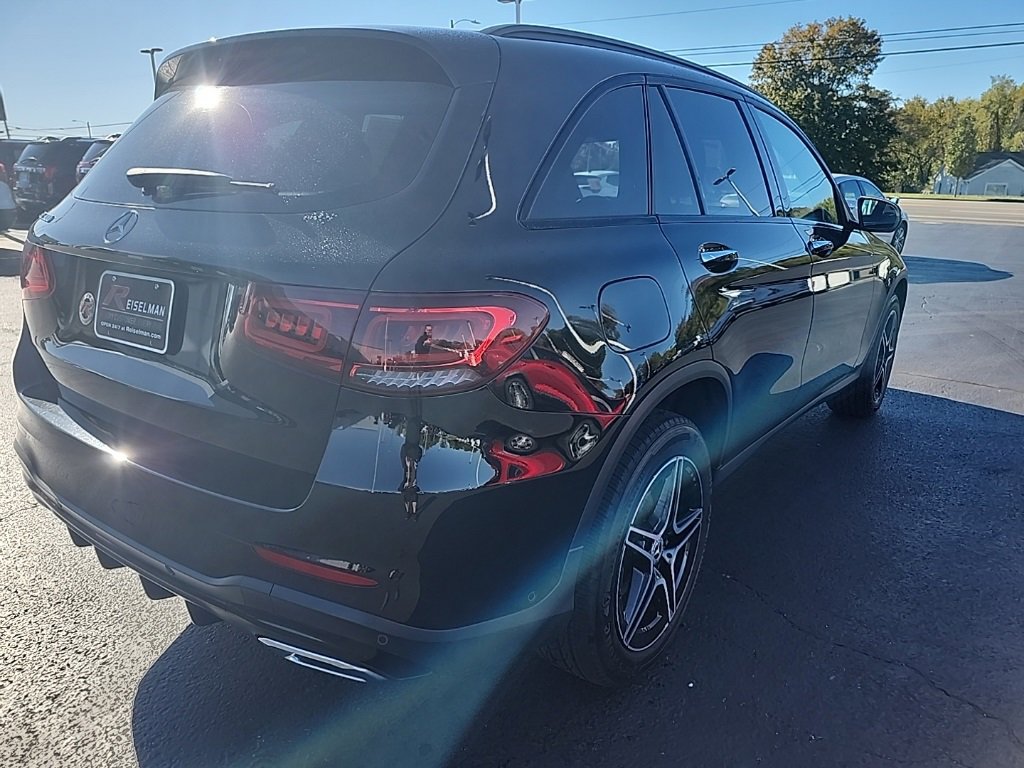 Used 2022 Mercedes-Benz GLC 300 image 3