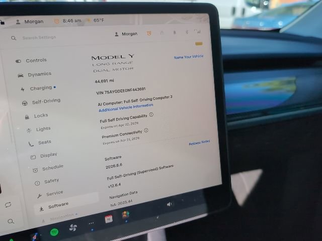 Used 2022 Tesla Model Y Long Range image 13