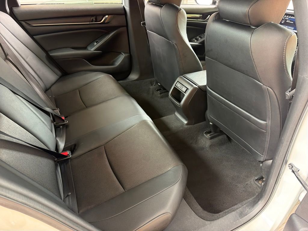 Used 2021 Honda Accord Sport image 29