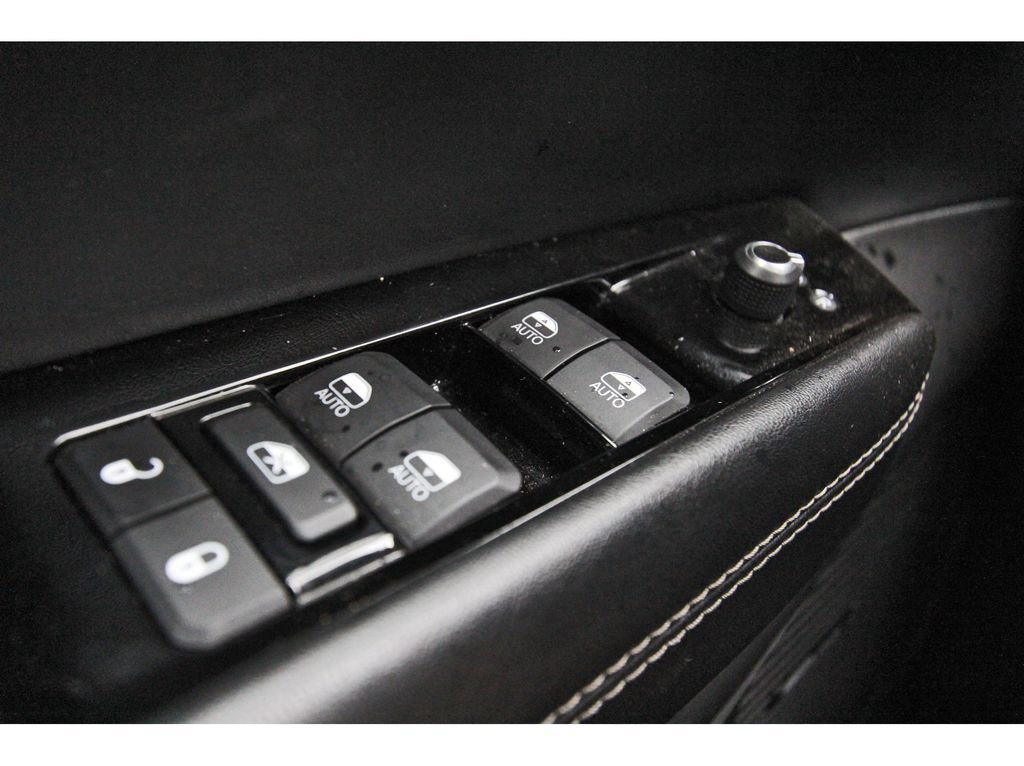 Used 2024 Jeep Wagoneer L Series III w/ Flexible Seating Group AWD/4WD image 21