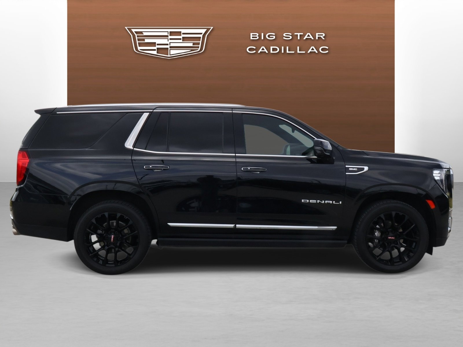 Used 2022 GMC Yukon Denali w/ Denali Ultimate Package image 6