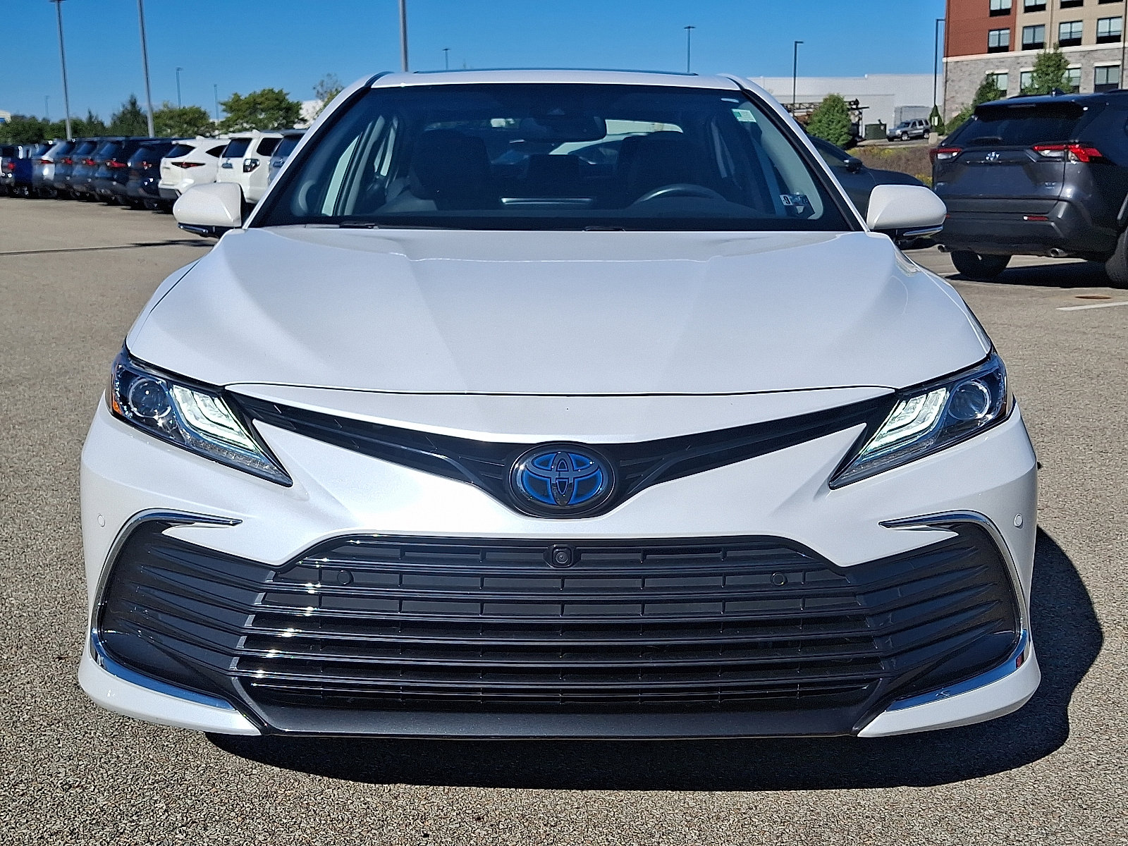 Certified 2021 Toyota Camry XLE w/ Navigation Upgrade Package image 2