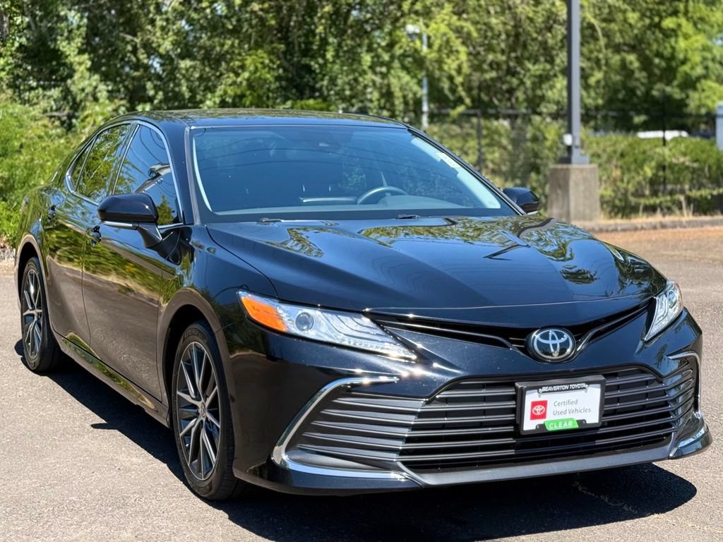 Certified 2024 Toyota Camry XLE w/ Cold Weather Package AWD/4WD image 7