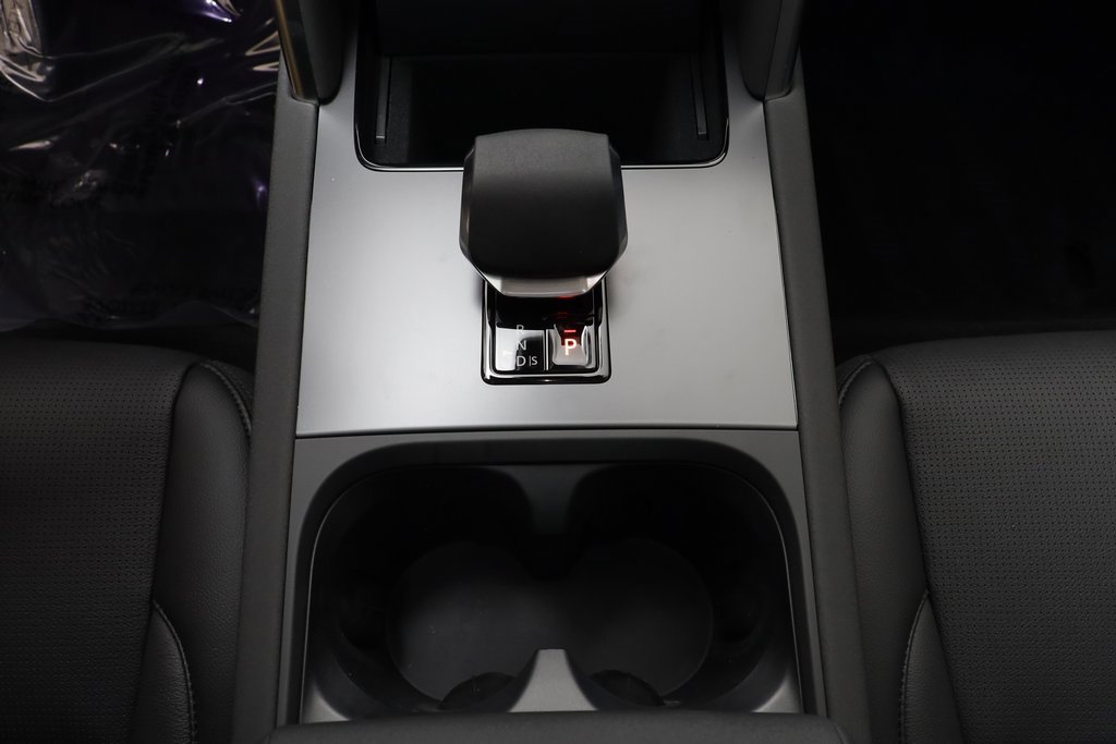 New 2025 Land Rover Discovery Sport S image 13