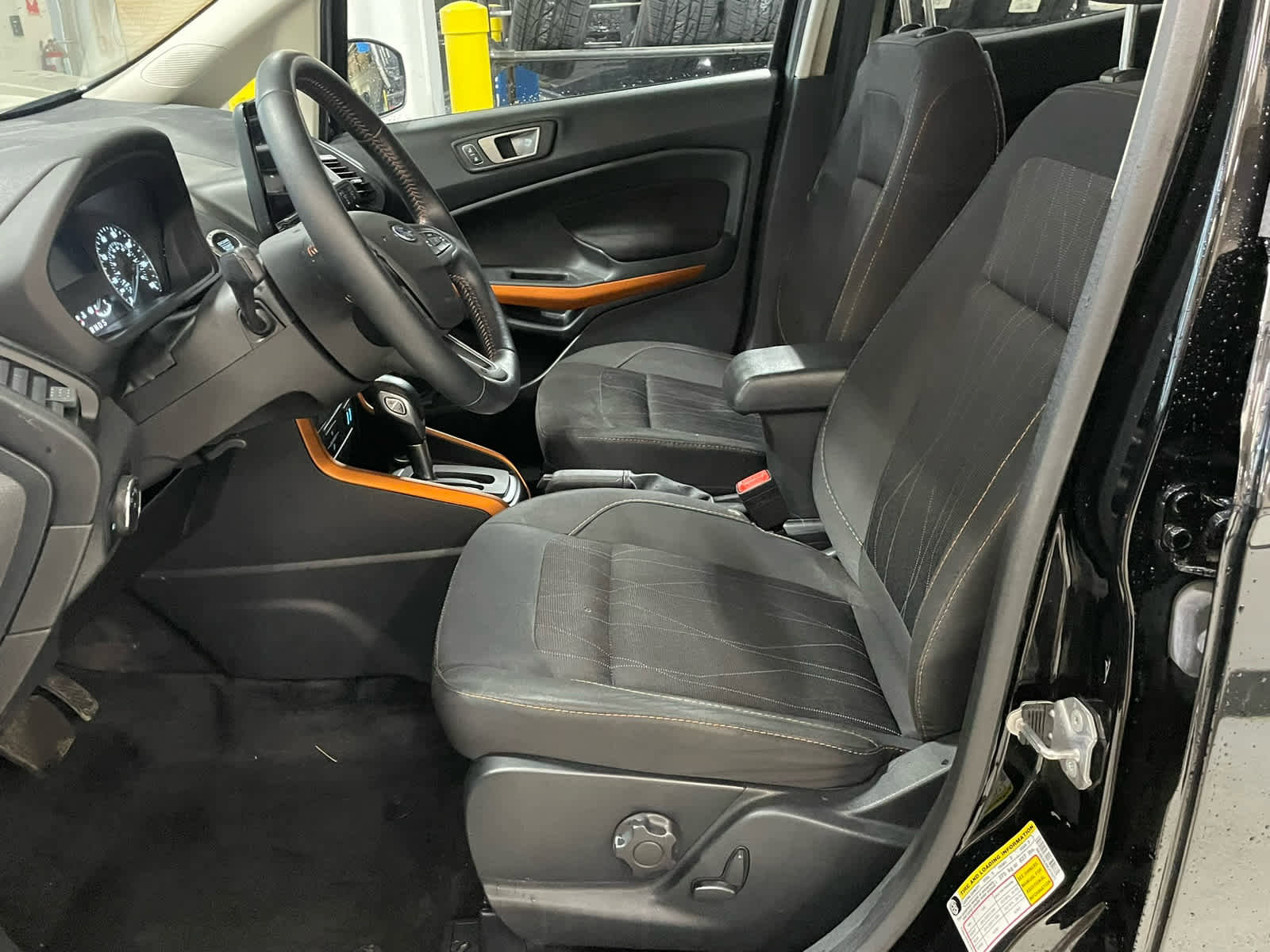 Used 2022 Ford EcoSport SE w/ SE Appearance Package AWD/4WD image 13