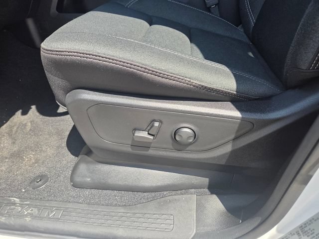 Used 2025 RAM 1500 Big Horn AWD/4WD image 10