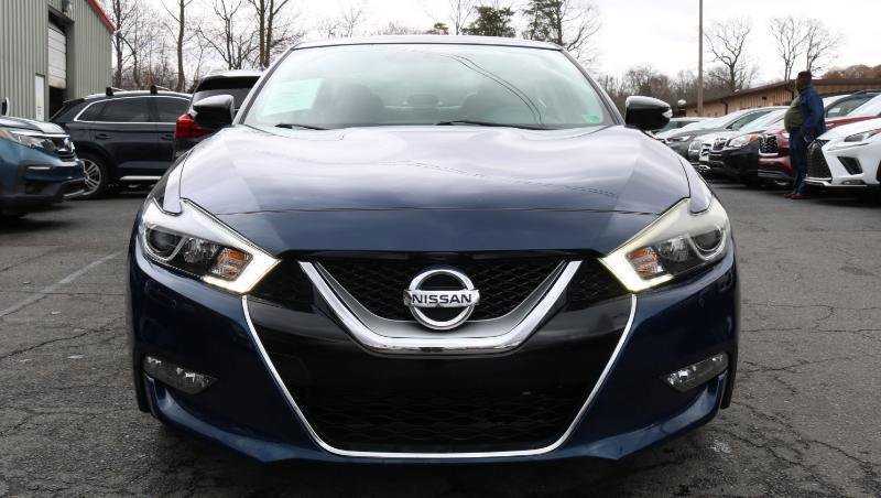 Used 2017 Nissan Maxima 3.5 SV image 2