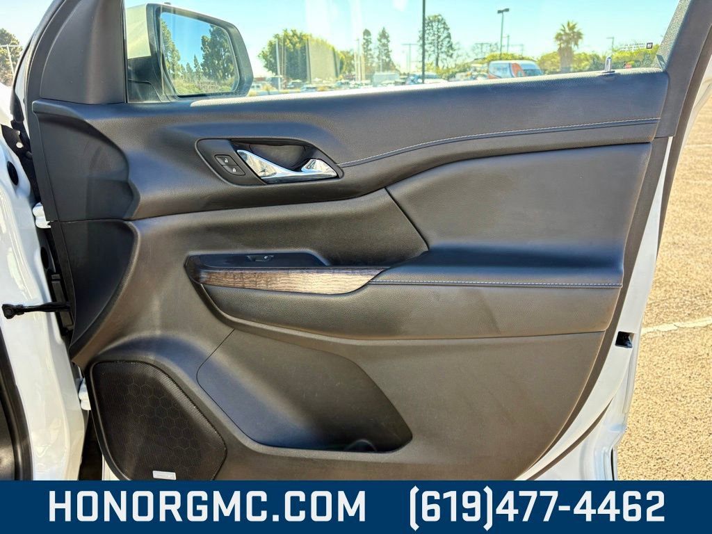 Used 2023 GMC Acadia Denali image 23