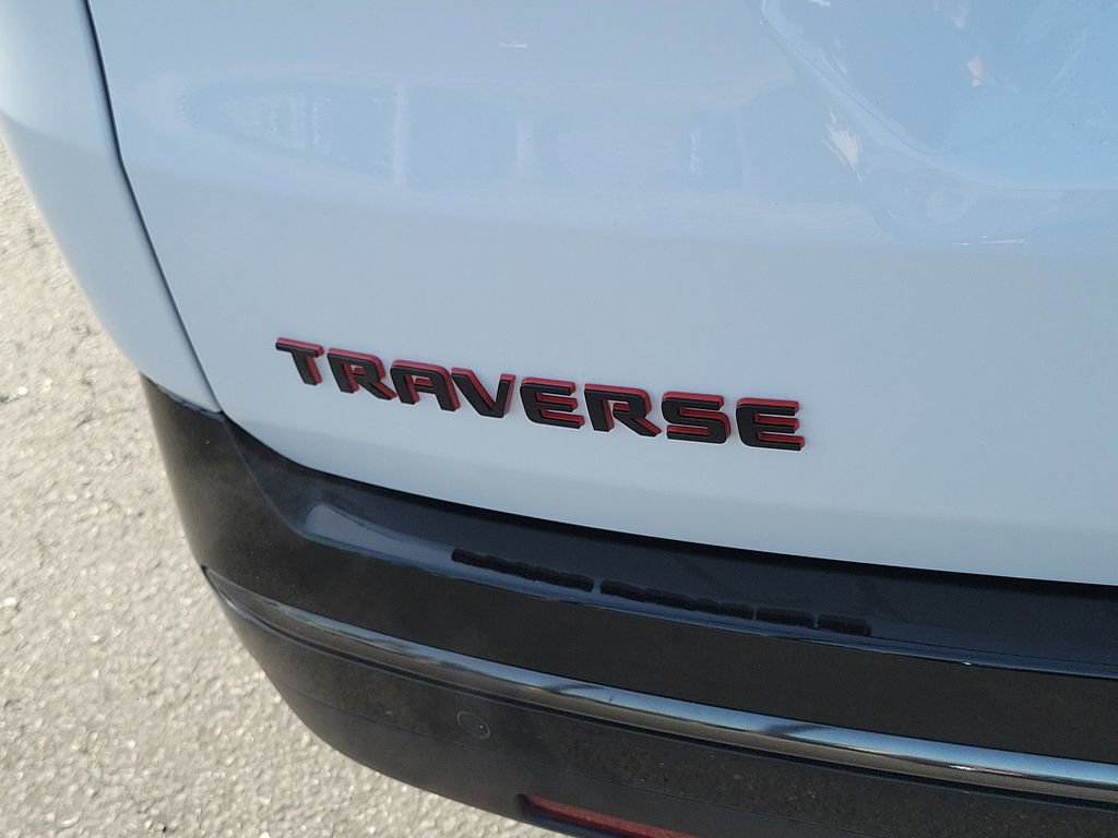 Used 2023 Chevrolet Traverse Premier w/ Redline Edition AWD/4WD image 25