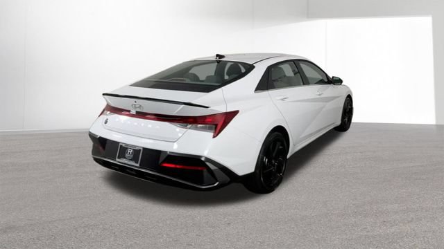 New 2026 Hyundai Elantra SEL Sport Premium FWD image 8