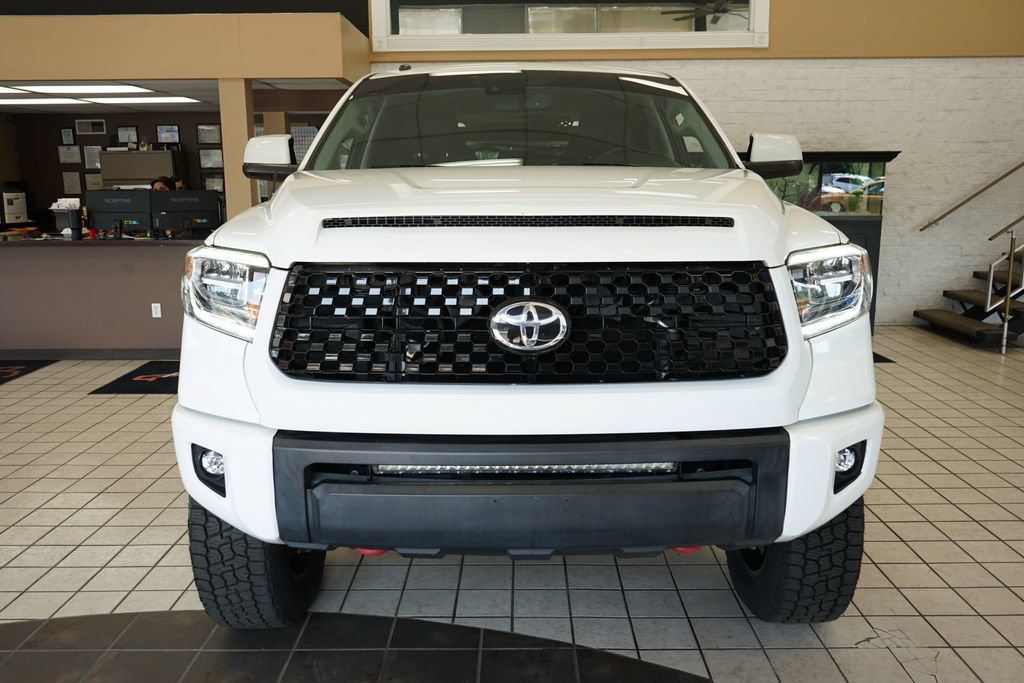 Used 2018 Toyota Tundra Limited w/ Limited Premium Package AWD/4WD image 18