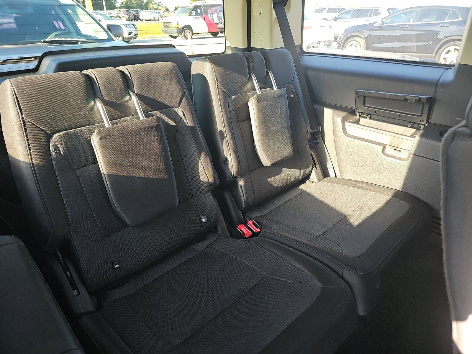 Used 2019 Ford Flex SE FWD image 15