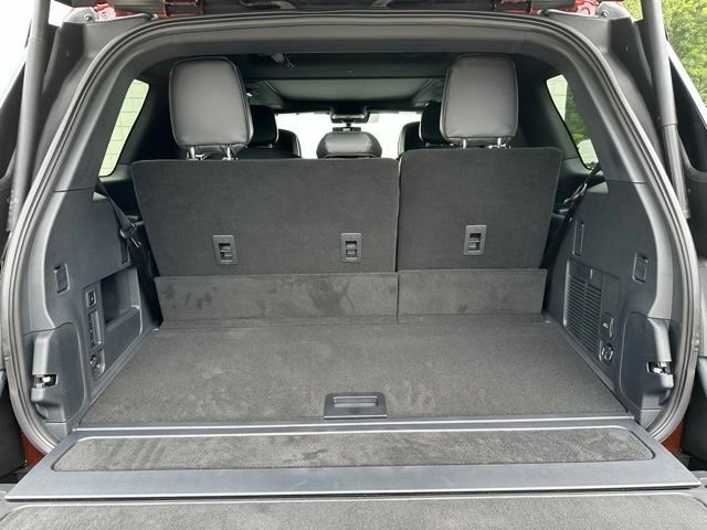New 2027 Lincoln Navigator Reserve w/ Jet Appearance Package AWD/4WD image 25