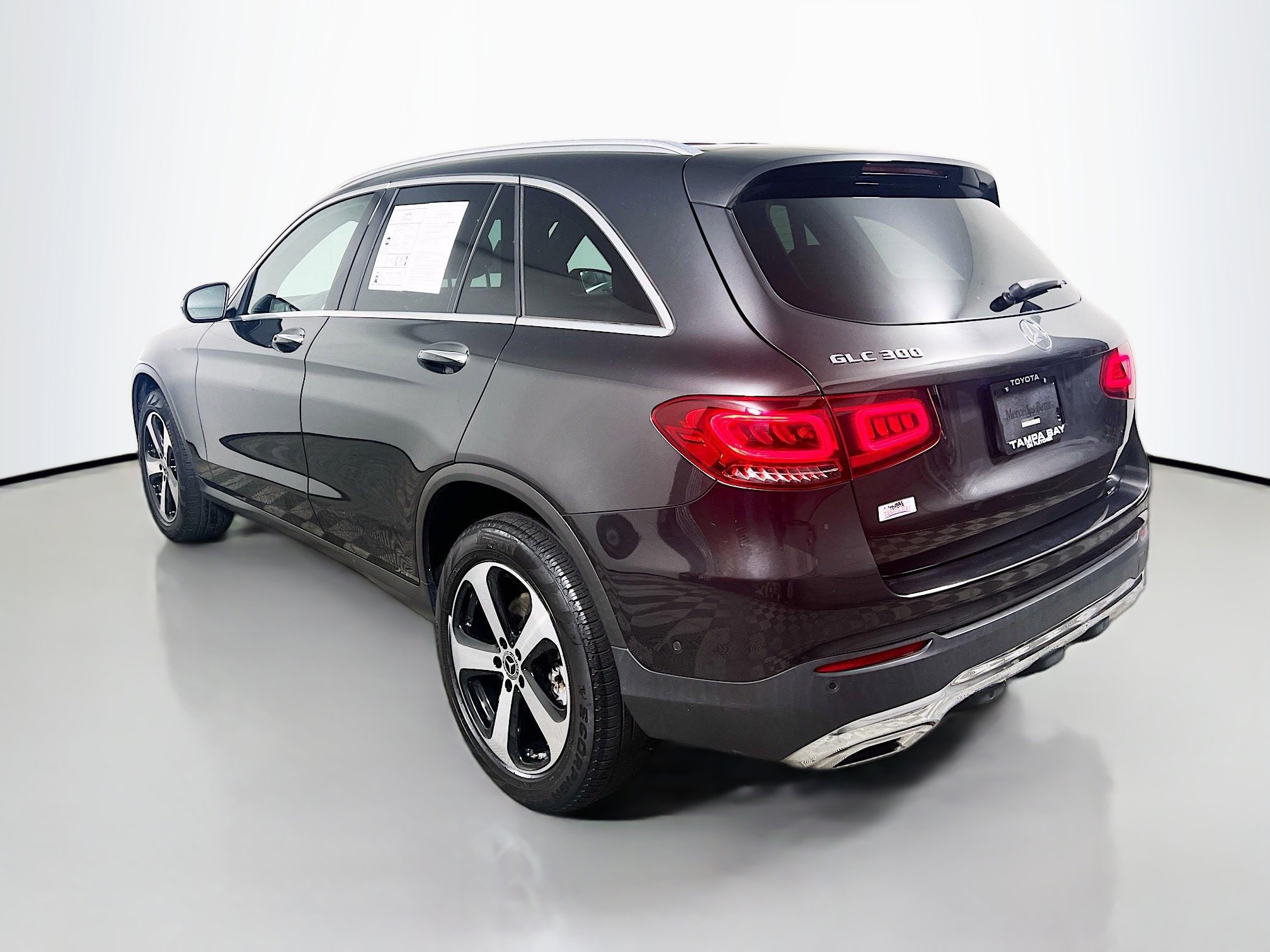 Used 2021 Mercedes-Benz GLC 300 image 8