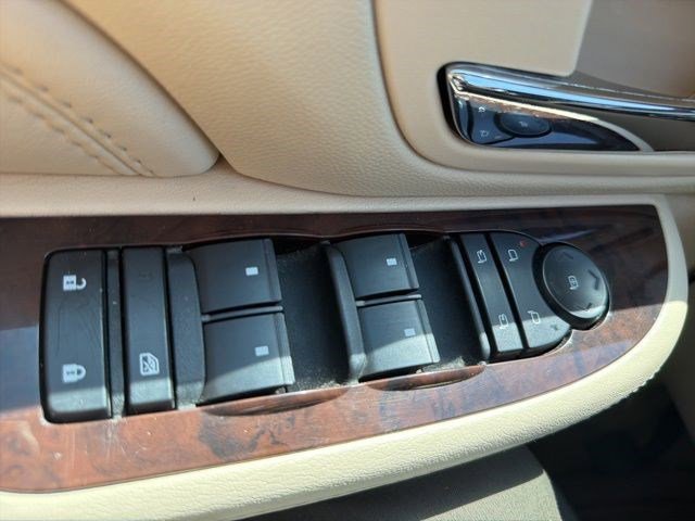 Used 2008 Cadillac Escalade ESV AWD image 32