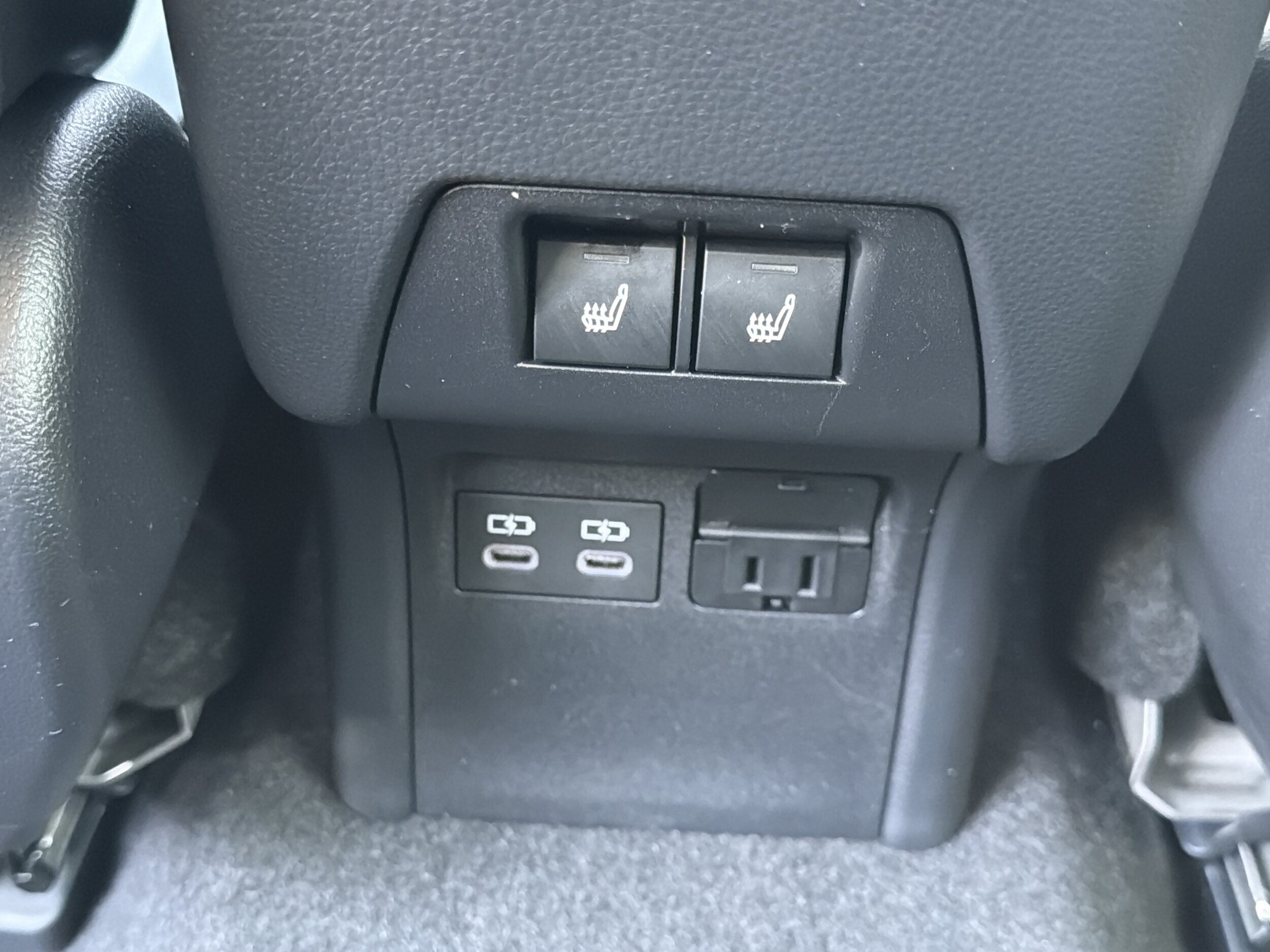 Used 2024 Toyota Prius Prime Premium w/ Advanced Technology Package FWD image 26