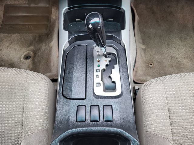 Used 2004 Toyota 4Runner SR5 RWD image 19